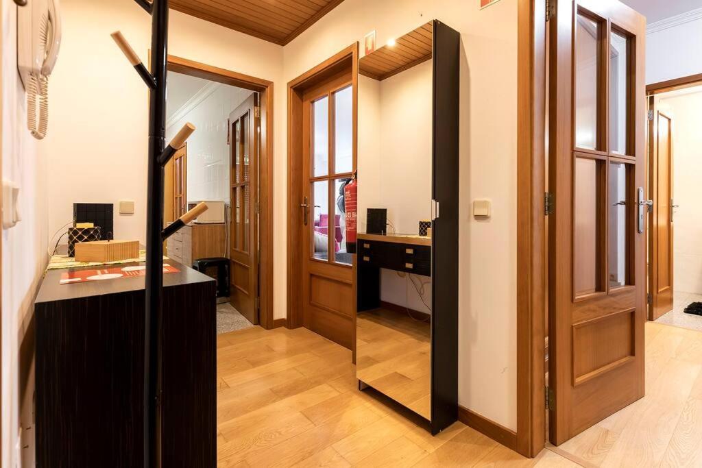Pereira'S Apartment- Free Garage Авейру Екстер'єр фото